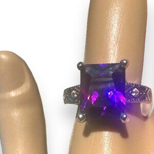 Vintage-Inspired Sterling Silver Ring With Amethyst Gemstone & Intricate Band